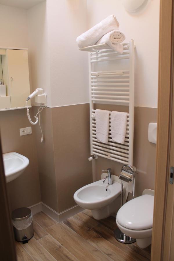 Corte Nuova B&B Bagnolo San Vito Ngoại thất bức ảnh