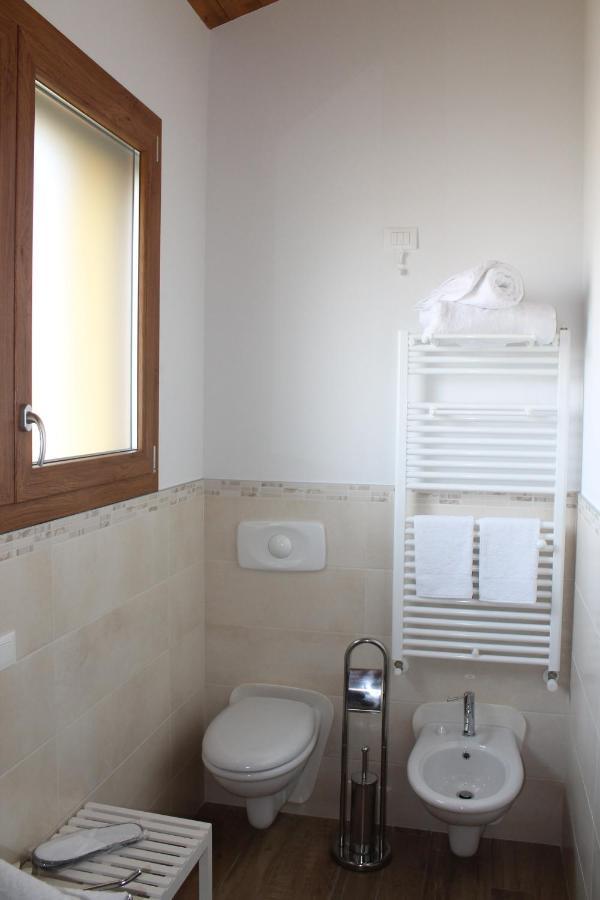 Corte Nuova B&B Bagnolo San Vito Ngoại thất bức ảnh
